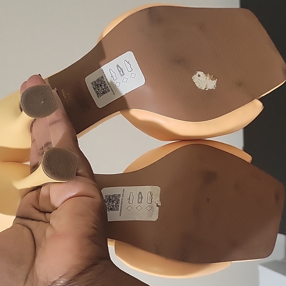 Mules - Picture 4 of 5